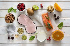 تغذیه و استراحت کافی بعد از تخلیه روغن چشم