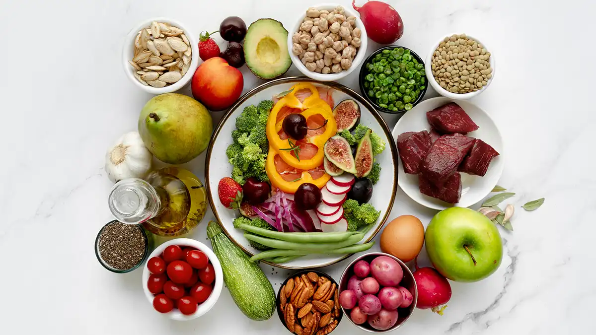 تغذیه مناسب برای کاهش خطر لخته شدن خون