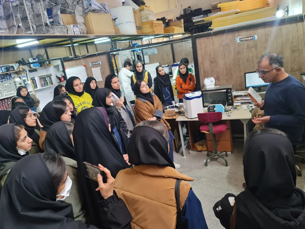 بازدید دانش آموزان از آنهوما