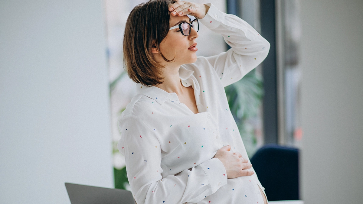 ورم یک پا در بارداری نشانه چیست؟