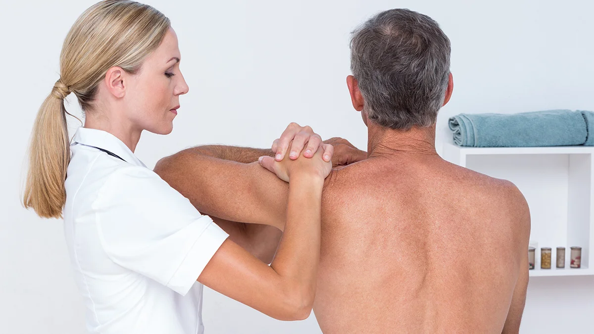 اهمیت درمان به موقع پارگی روتاتور کاف در شانه