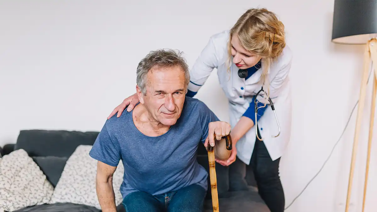 نحوه استفاده از وسایل جابجایی بیمار سکته مغزی