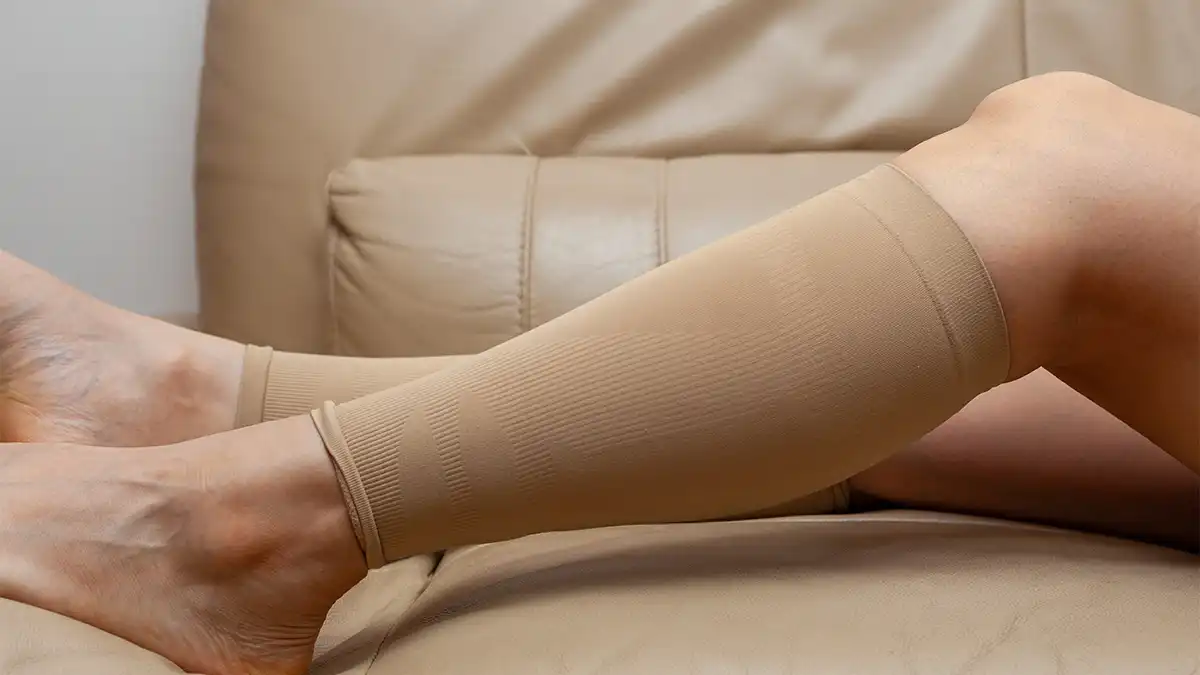 چه زمانی باید استفاده از جوراب ضد آمبولی را متوقف کرد؟